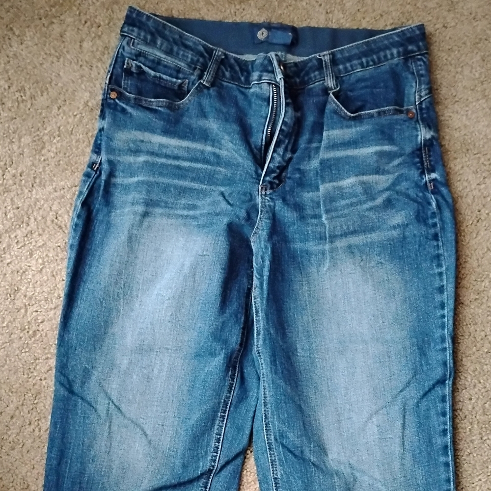 Democracy Women's "Ab"Solution Cuffed Jeans